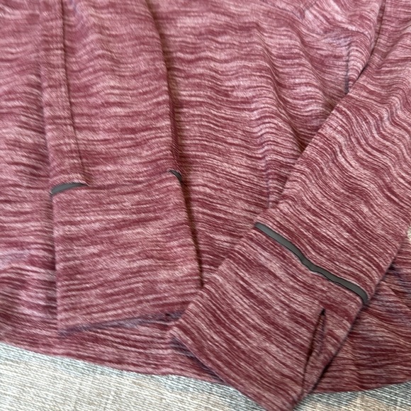 Lululemon Kanto catch me 1/2 zip 4 - Picture 9 of 10